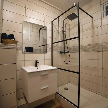 Pacat Sejour Insolite Jacuzzi Privee 5 Min Centre *